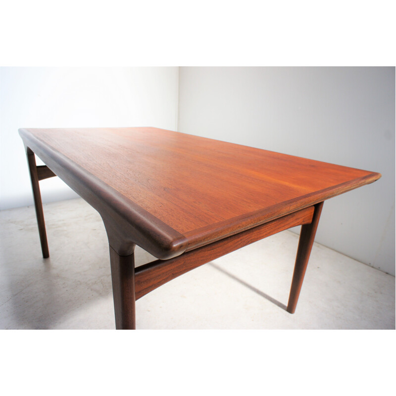 Scandinavian vintage teak table by Johannès Andersen for Uldum Mobelfabrik, Denmark 1970