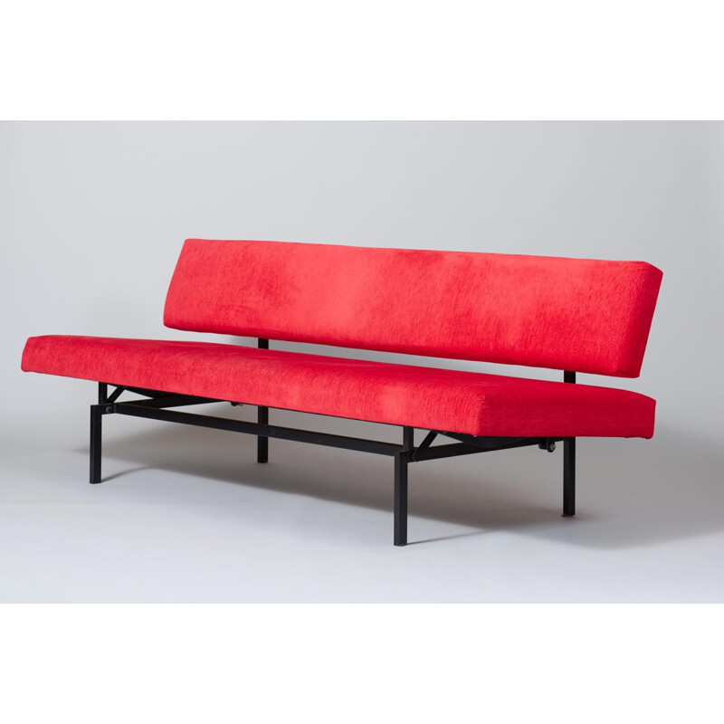 Vintage red model 540 sofa by Gijs van der Sluis for Gispen