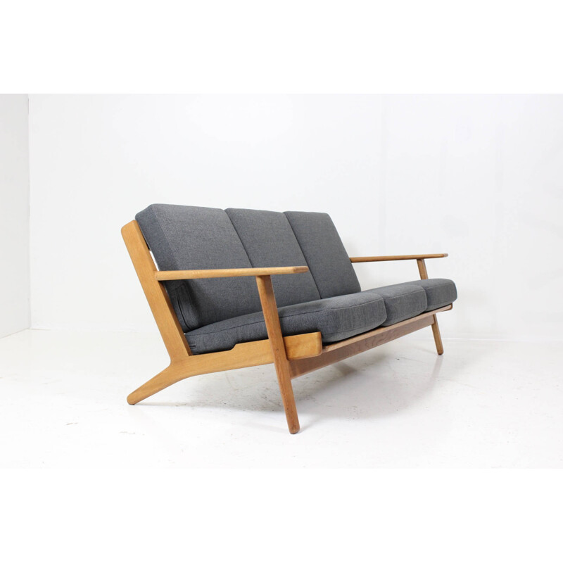 Getama "GE290" 3-seater sofa in oak and grey fabric, Hans J. WEGNER - 1960s