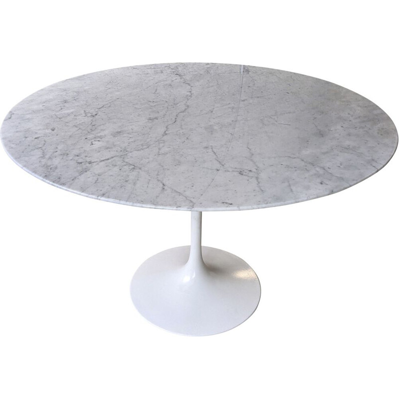 Vintage Tulip table in Carrara marble by Eero Saarinen for Knoll, 1970