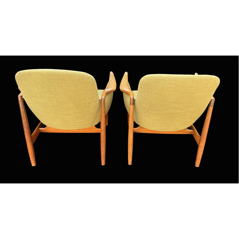 Pair of vintage NV53 lounge chairs by Finn Juhl for Niels Vodder