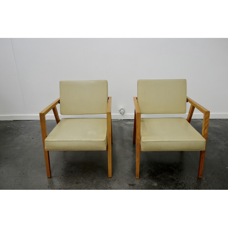 Pair of Knoll armchairs in beige leatherette and beech, Franco ALBINI - 1940s