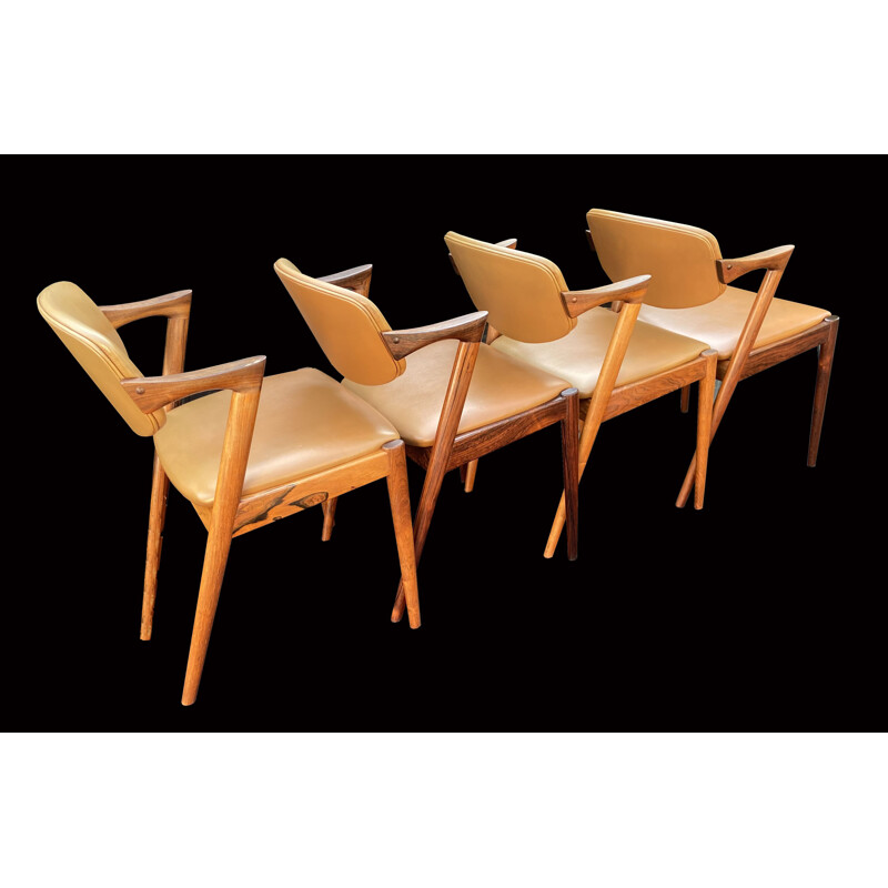 Ensemble de 4 chaises vintage modèle 42 santos en palissandre par Kai Kristiansen