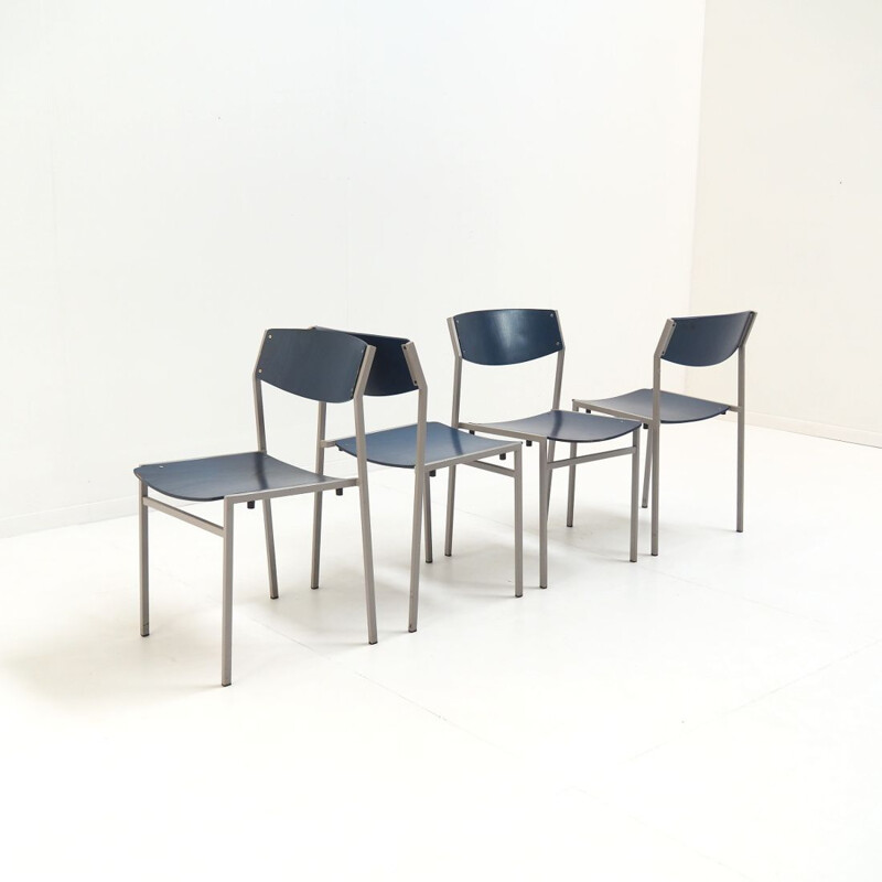 Set 4 vintage dining room chairs by Gijs Van Der Sluis