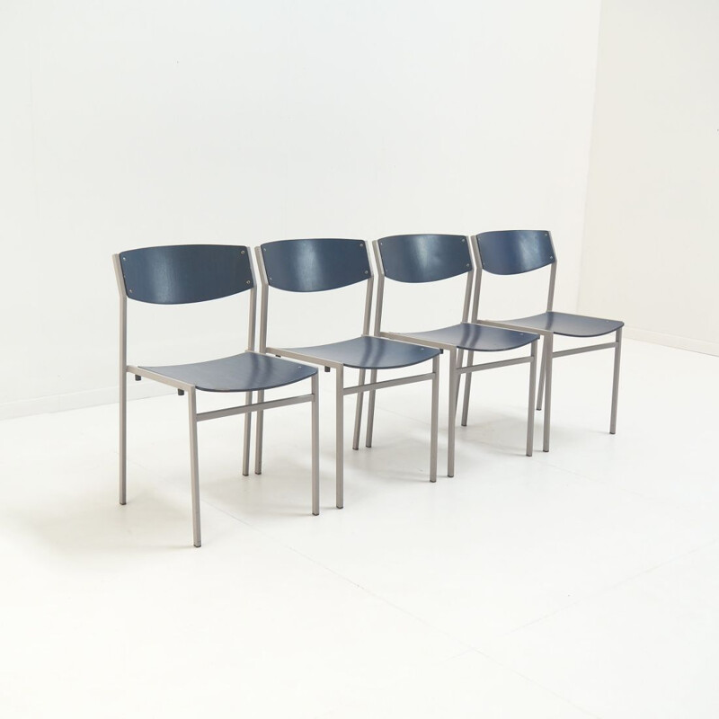 Set 4 vintage dining room chairs by Gijs Van Der Sluis