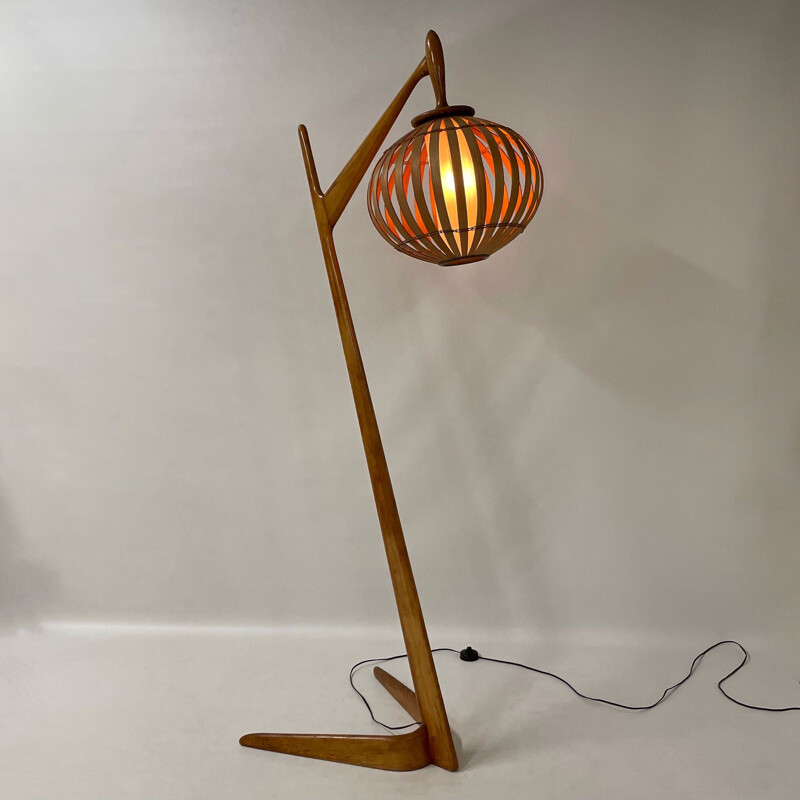 Lámpara de pie vintage orgánica de madera de abedul, 1960