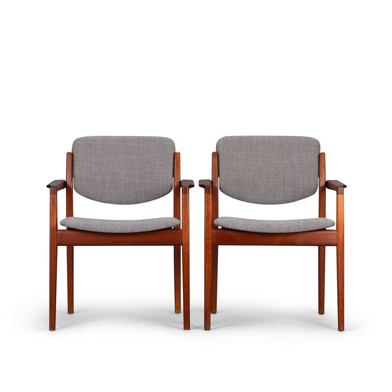 Set of 2 vintage Model 196 Armchairs by Finn Juhl for France and Son, 1960s