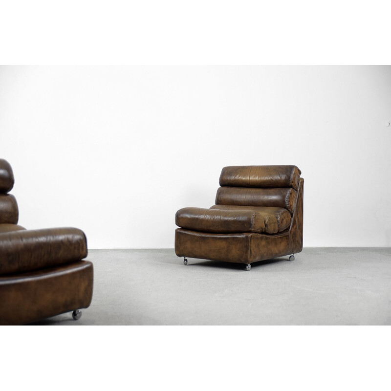 Ensemble de 2 fauteuils mobiles en cuir vintage brutaliste, 1960