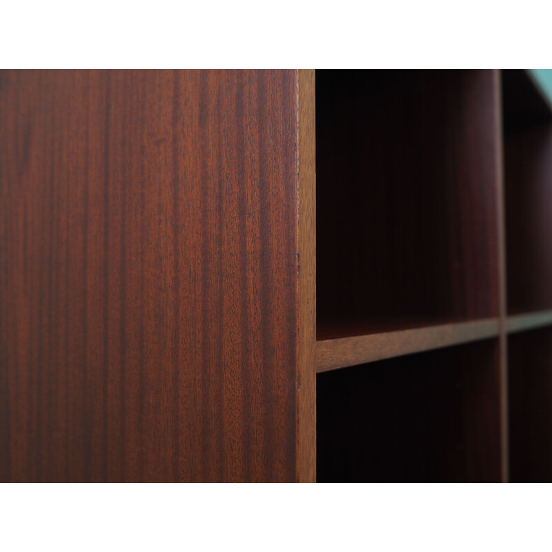 Mid century mahogany bookcase danish design, 1970s