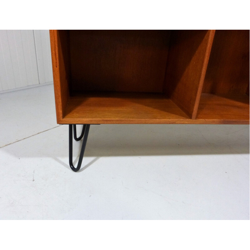 Vintage teak bookcase with hairpin legs by Børge Mogensen for Søborg Møbler Denmark, 1960s