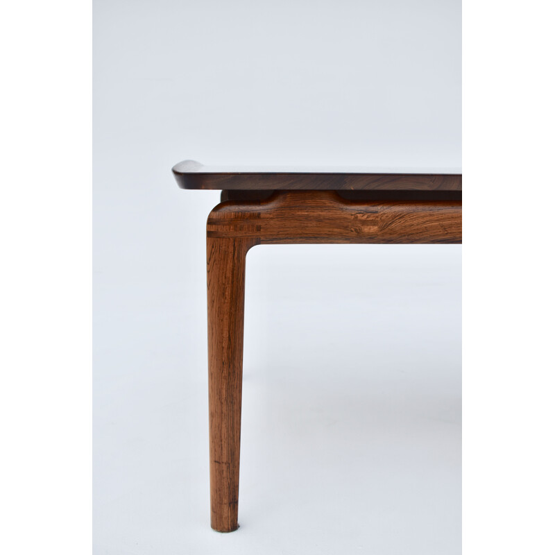 Vintage coffee table model 640 in solid rosewood by Peter Hvidt and Orla Molgaard Nielsen for France et Son, Denmark
