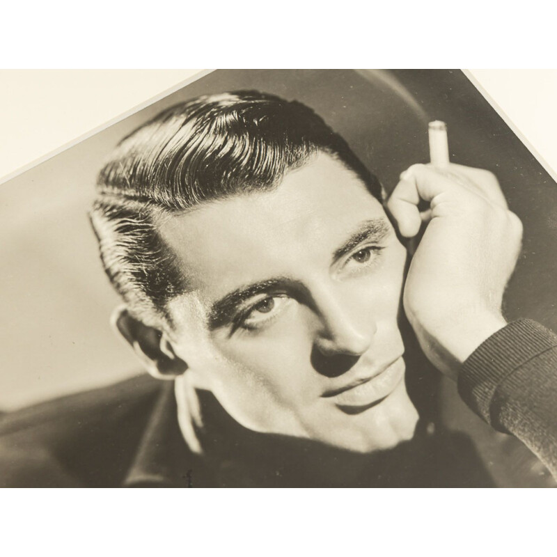 Retrato vintage enmarcado en madera de Cary Grant, 1930