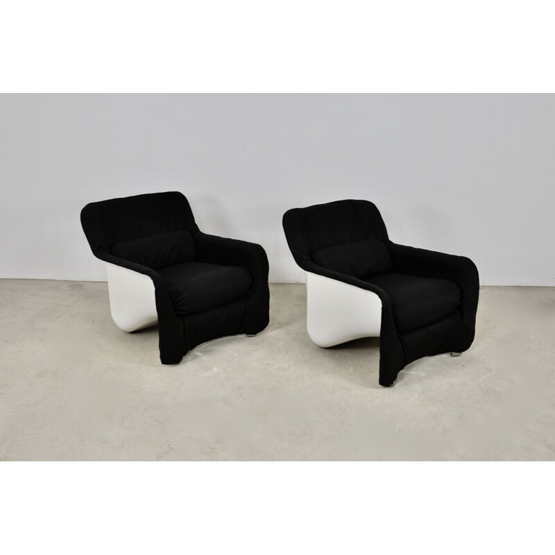 Vintage pair of "Bicia" armchairs by Carlo Bartoli for Arflex, 1969s