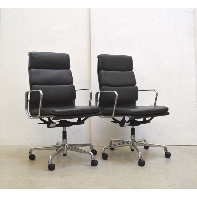 Vintage EA219 Soft Pad office armchair by Charles Eames for Vitra