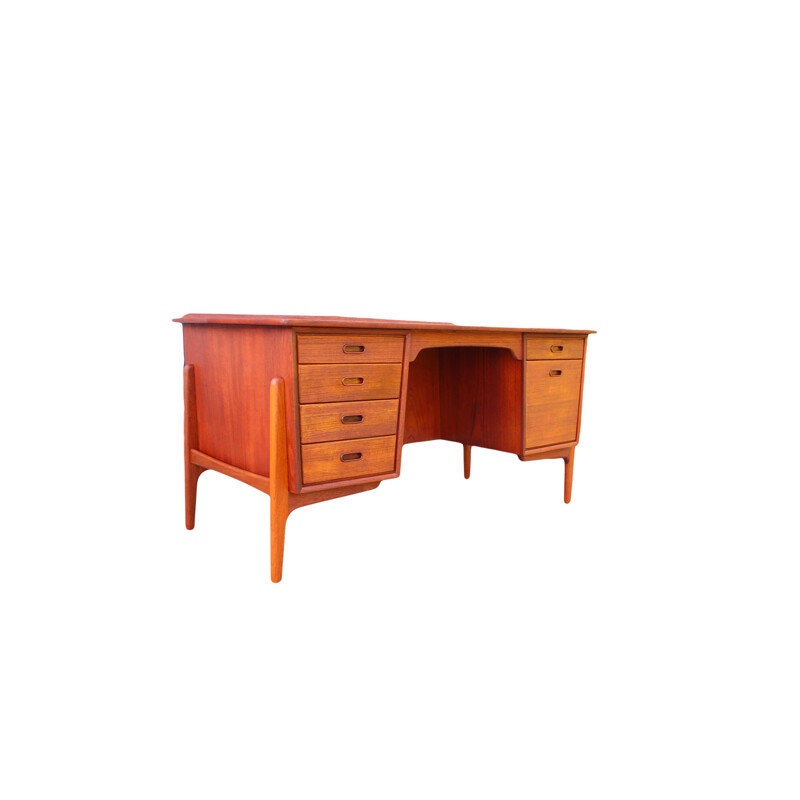 Teak vintage desk by Svend Aage Madsen for Sigurd Hansen, Denmark 1960s