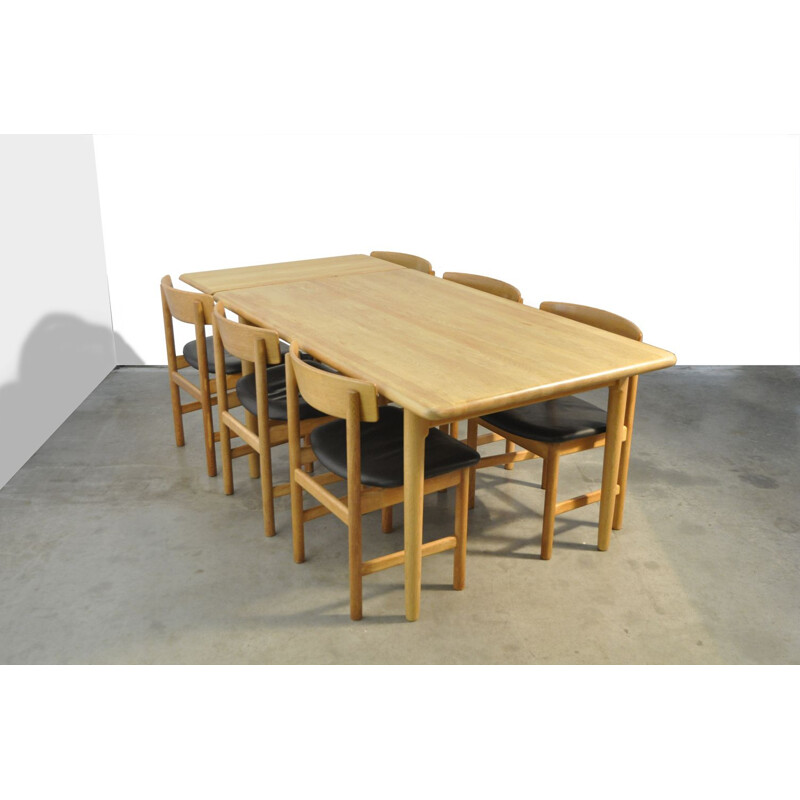 Vintage solid oakwood extentable dining table by Niels O Møller for Møller Møbelfabrik AS, Denmark 1960s