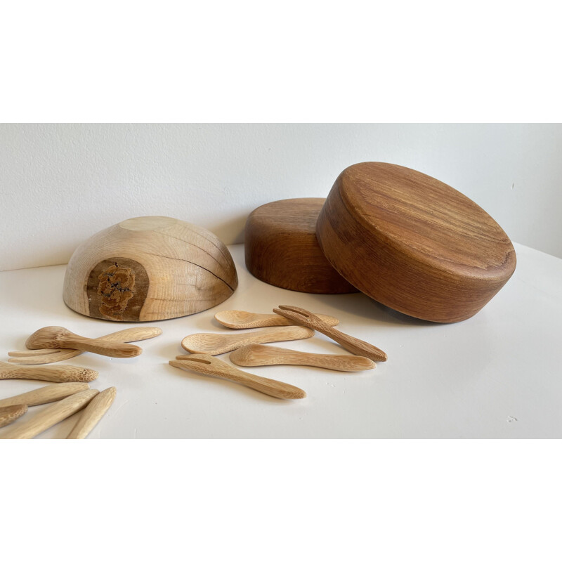 Set of vintage 3 wooden bowls and 12 mini aperitif cutlery