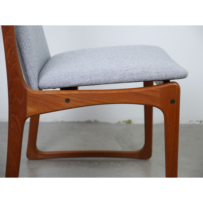 Set of 6 vintage teak chairs with high backrests by Vamdrup Stolefabrik, Denmark 1960s