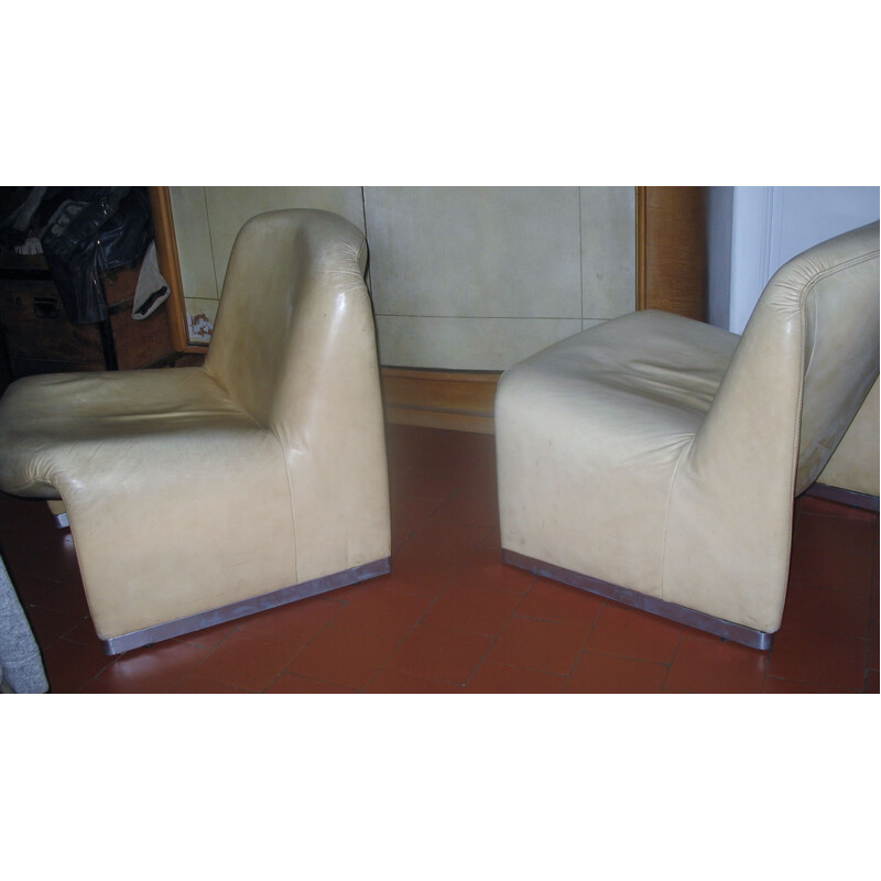 Paire de fauteuils vintage modèle Alki en cuir, 1970