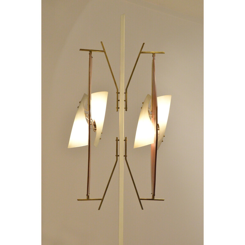 Italian Stilnovo floor lamp in teak and opaline glass - 1950s