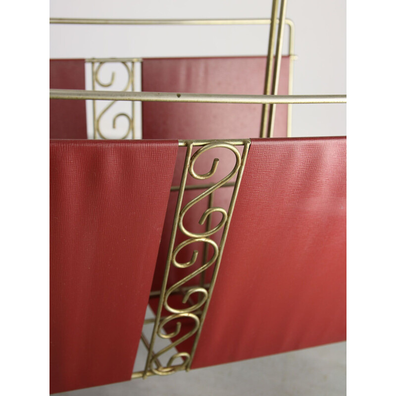 Mid-century Italian red magazine rack