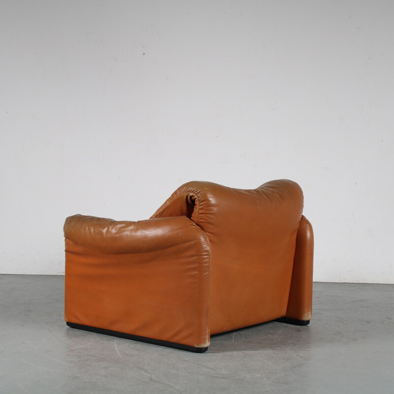 Paire de fauteuils vintage "Maralunga" par Vico Magistretti pour Cassina, Italie 1970