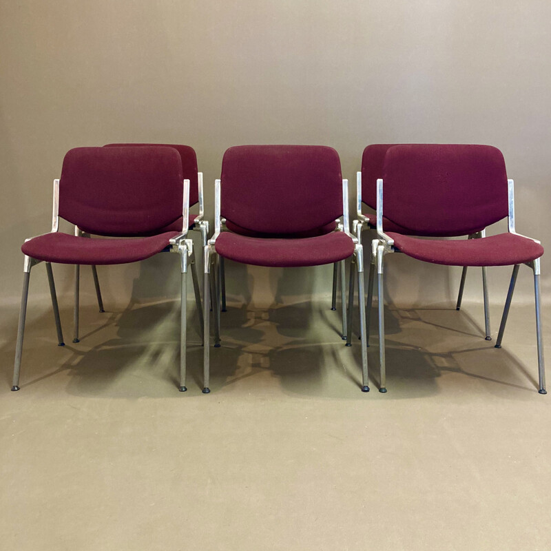 Ensemble de 6 chaises empilables vintage par Giancarlo Piretti pour Castelli, 1960