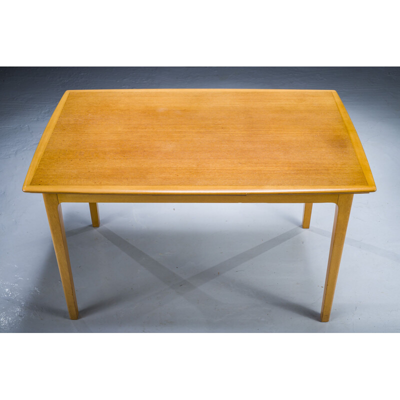 Mid-century extendable teak table, 1960s