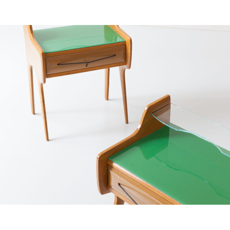 Pair of vintage night stands in oakwood with green glass top, Italy 1950s