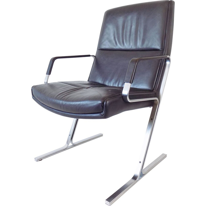 Vintage FK 711 black leather armchair by Preben Fabricius & Jorgen Kastholm for W. Knoll, 1970s