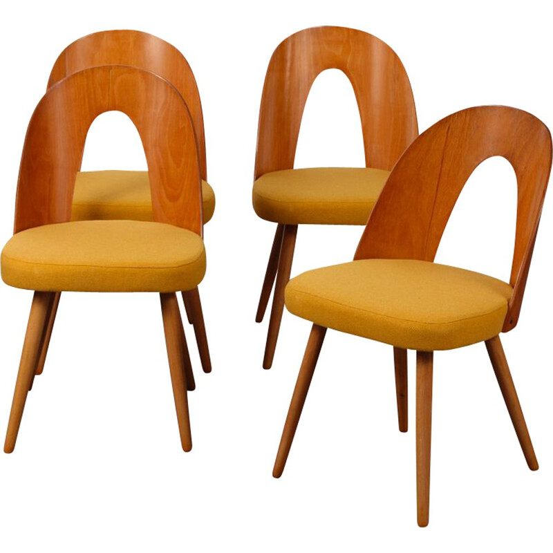 Ensemble de 4 chaises vintage par Antonin Suman pour Tatra Nabytok, République tchèque 1960