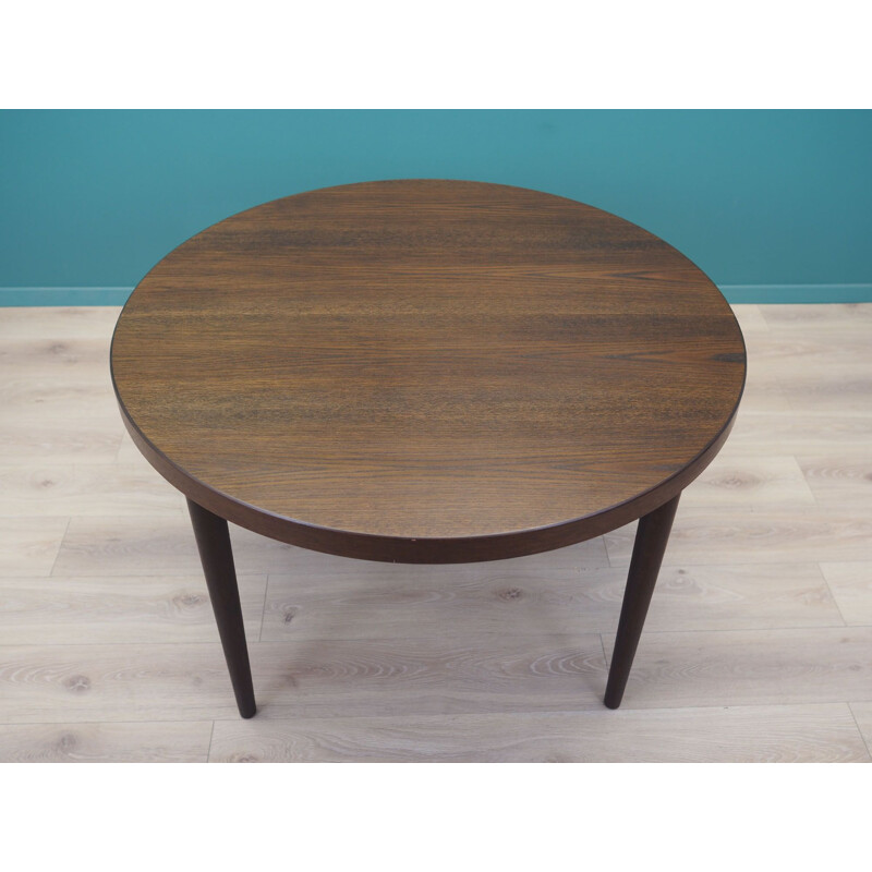 Vintage round oakwood table by Villy Schou Andersen for Schou Andersen, Denmark 1960s