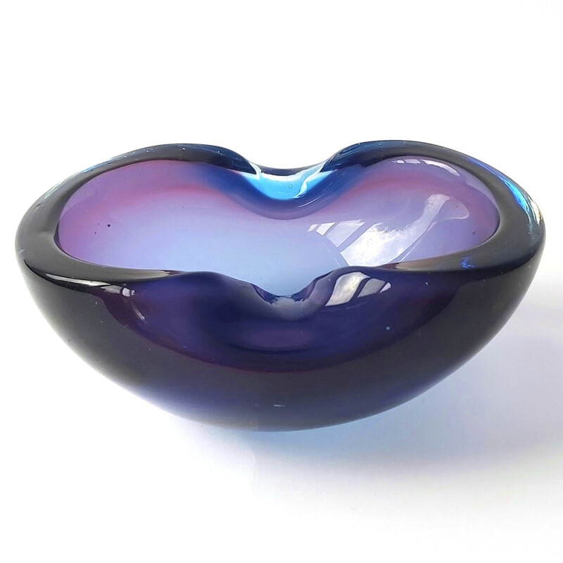 Mid-century Sommerso Murano glass ashtray by Alfredo Barbini, Italy 1960s