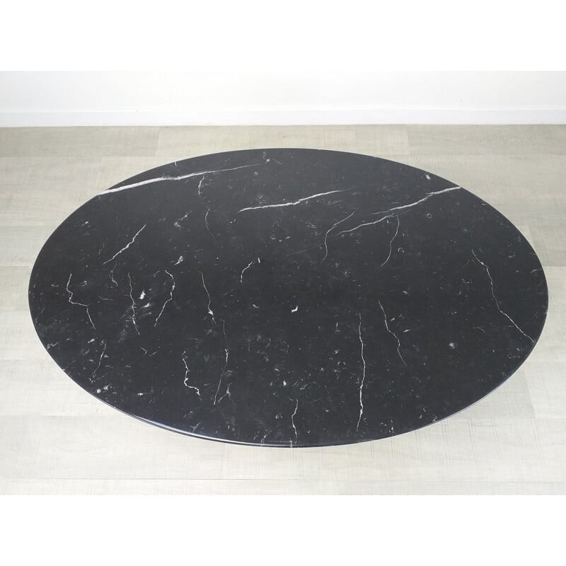 Vintage oval marble coffee table by Eero Saarinen for Knoll