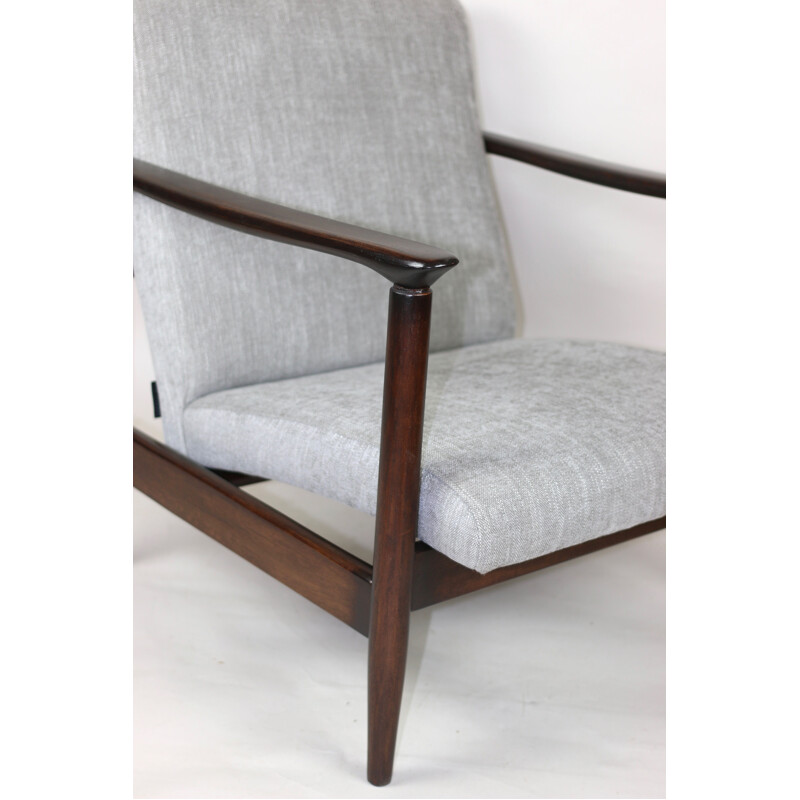 Vintage GFM-142 light grey armchair by Edmund Homa, 1970s