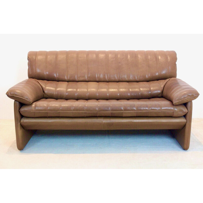 Mid century De Sede DS-86 two seat sofa in soft thick brown neck leather, Switzerland 1970