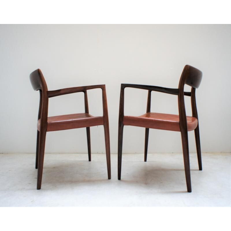 Paire de fauteuils bridge vintage en palissandre et cuir par Niels O' Moller