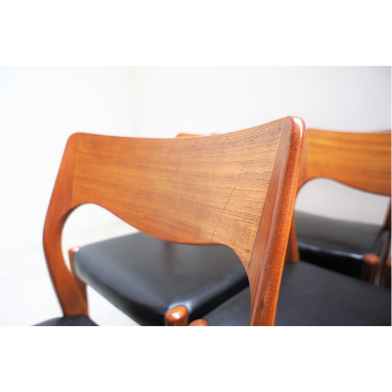 Set of 6 vintage scandinavian teak and black leatherette chairs by Niels O' Moller