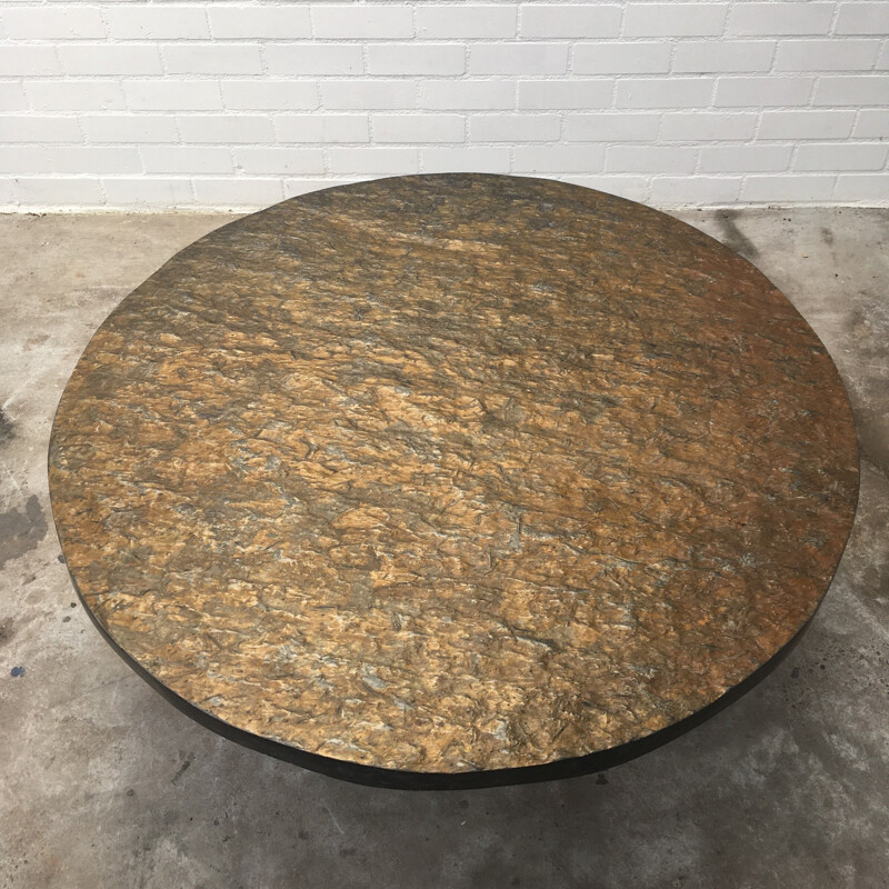 Table basse vintage brutaliste en pierre