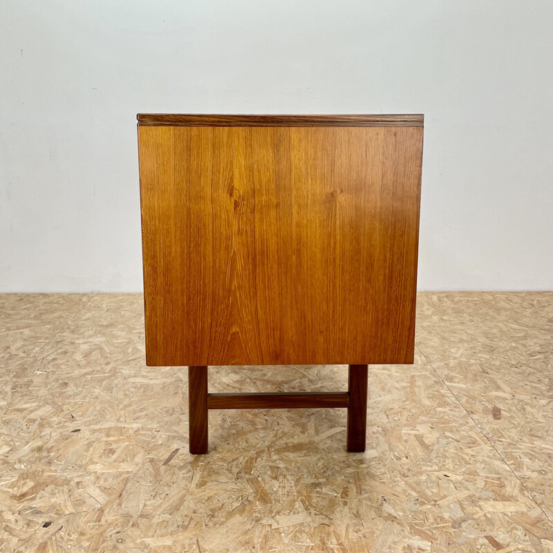 Mid century teak desk, United Kingdom 1960s