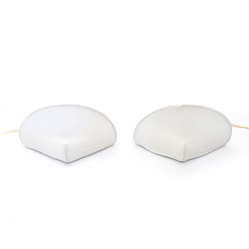 Paire de lampes vintage blanches par Sirrah pour Kazuhide Takahama, 1970