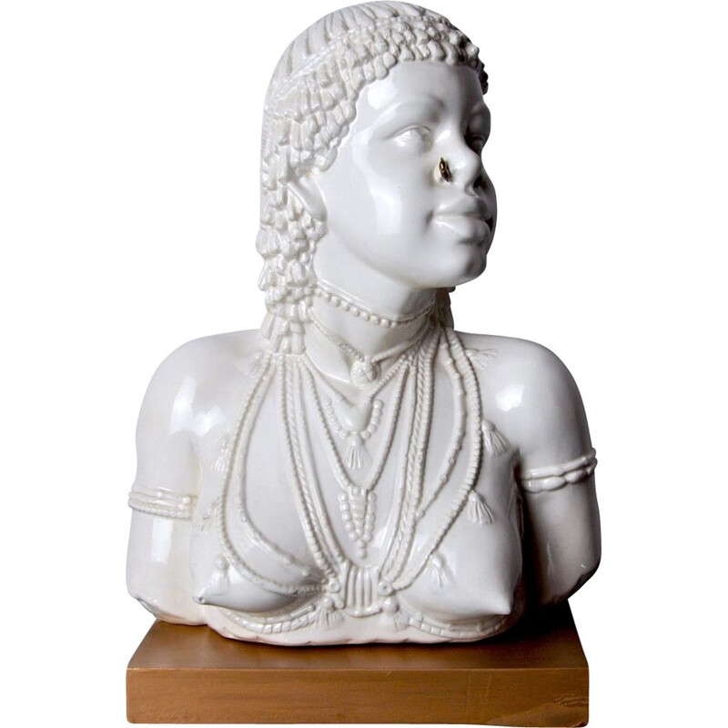 Escultura vintage do busto de uma mulher em cerâmica branca, Itália 1970