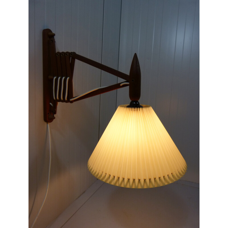 Danish teak wall lamp - 1950s