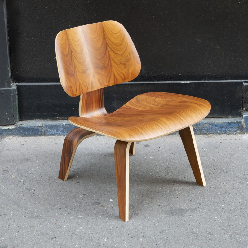 Sedia vintage LCW in palissandro di Charles e Ray Eames per Herman Miller, 2000