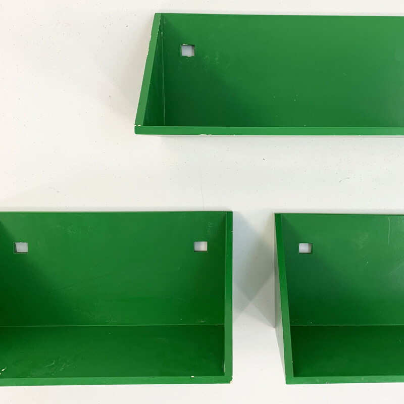 Set of 3 vintage green wall shelves by Anna Castelli Ferrieri for Kartell, 1970s