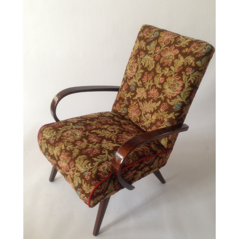 Sillón vintage con diseño floral de Jaroslav Šmídek para TON, Checoslovaquia 1960