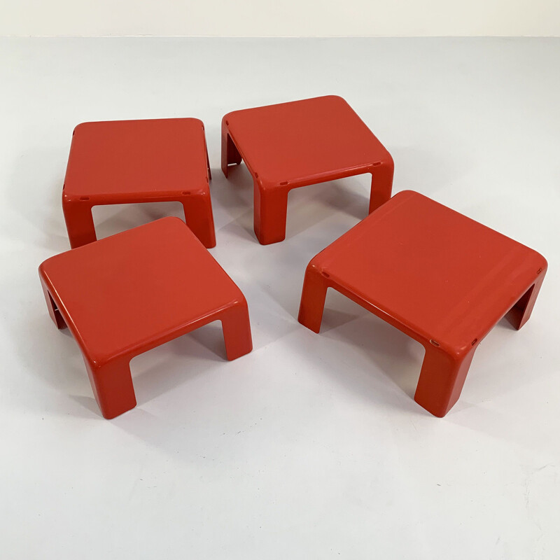 Vintage coral Quattro Gatti side table by Mario Bellini for C&B Italia, 1960s