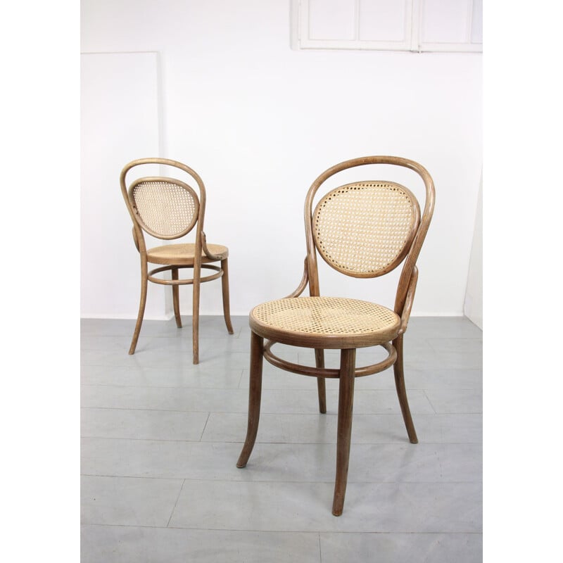 Set of 4 vintage no. 15 chairs by Thonet