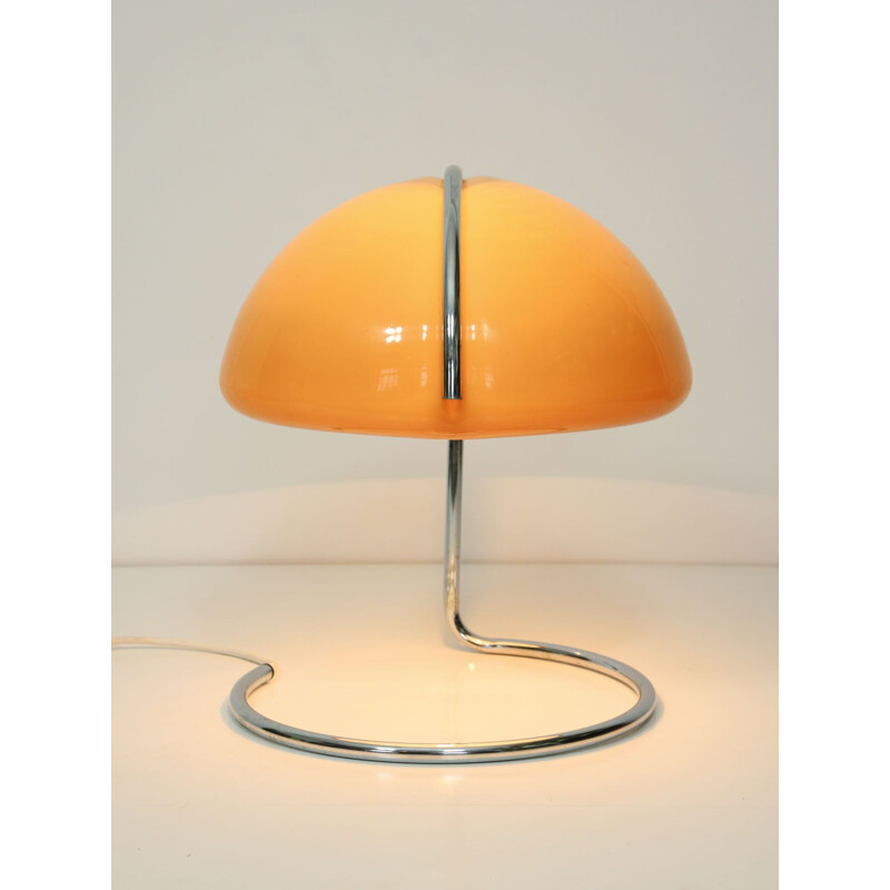 Vintage Italian Conchiglia lamp from Guzzini