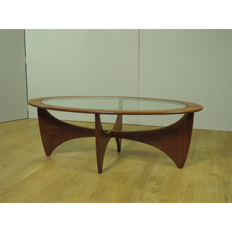 G Plan oval coffee table, Ib KOFOD-LARSEN - 1960s